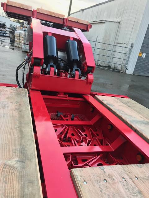 Red 75 ton lowbed with folding rear ramps at the Pacesetter yard, photo 10 of 12